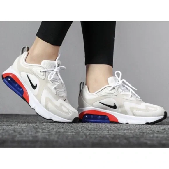 Nike Air Max 200 - Picture 2 of 10